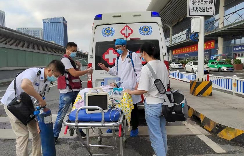 申扎县救护车出租公司